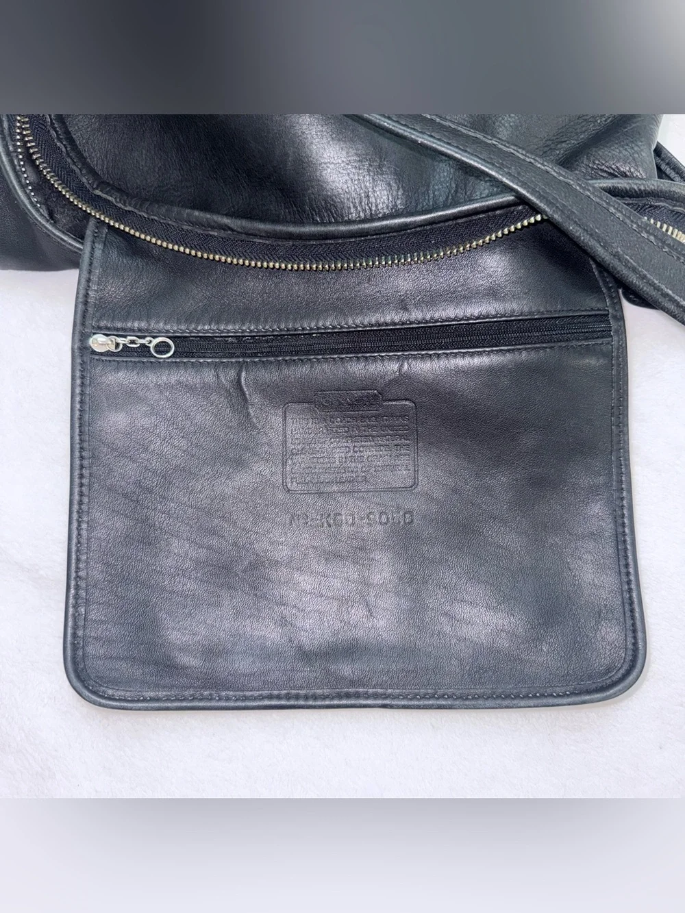 Vintage Coach 9058 Legacy Leather Black Hobo Shoulder Bag USA Black & Silver GUC - Picture 12 of 14